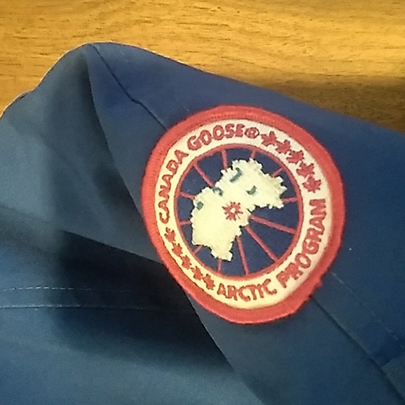 Boys Canada Goose size 7-8 - Picture 6 of 13